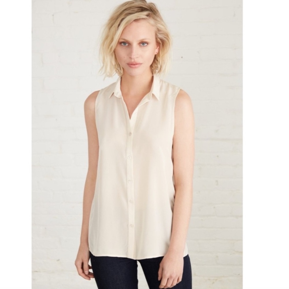 AMOUR VERT Aeja Silk Button-Back Blouse